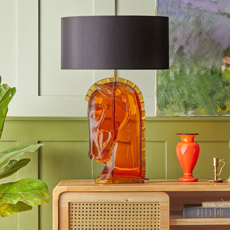 Whinny table lamp in amber resin
