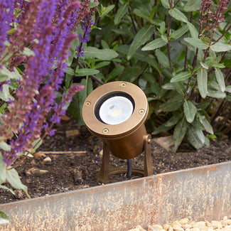 Zennor ip65 garden spot light on adjustable bracket in brass