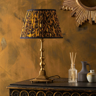 Holmes table lamp in antique brass