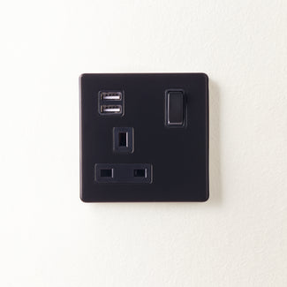 Florence one gang switched SP socket and dual USB in black
