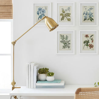 Gripster articulated desk light in brass