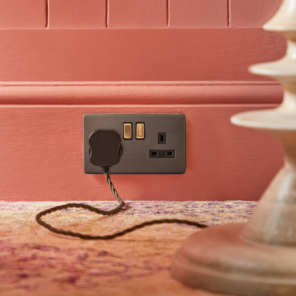 Double Florence plug socket in bronze