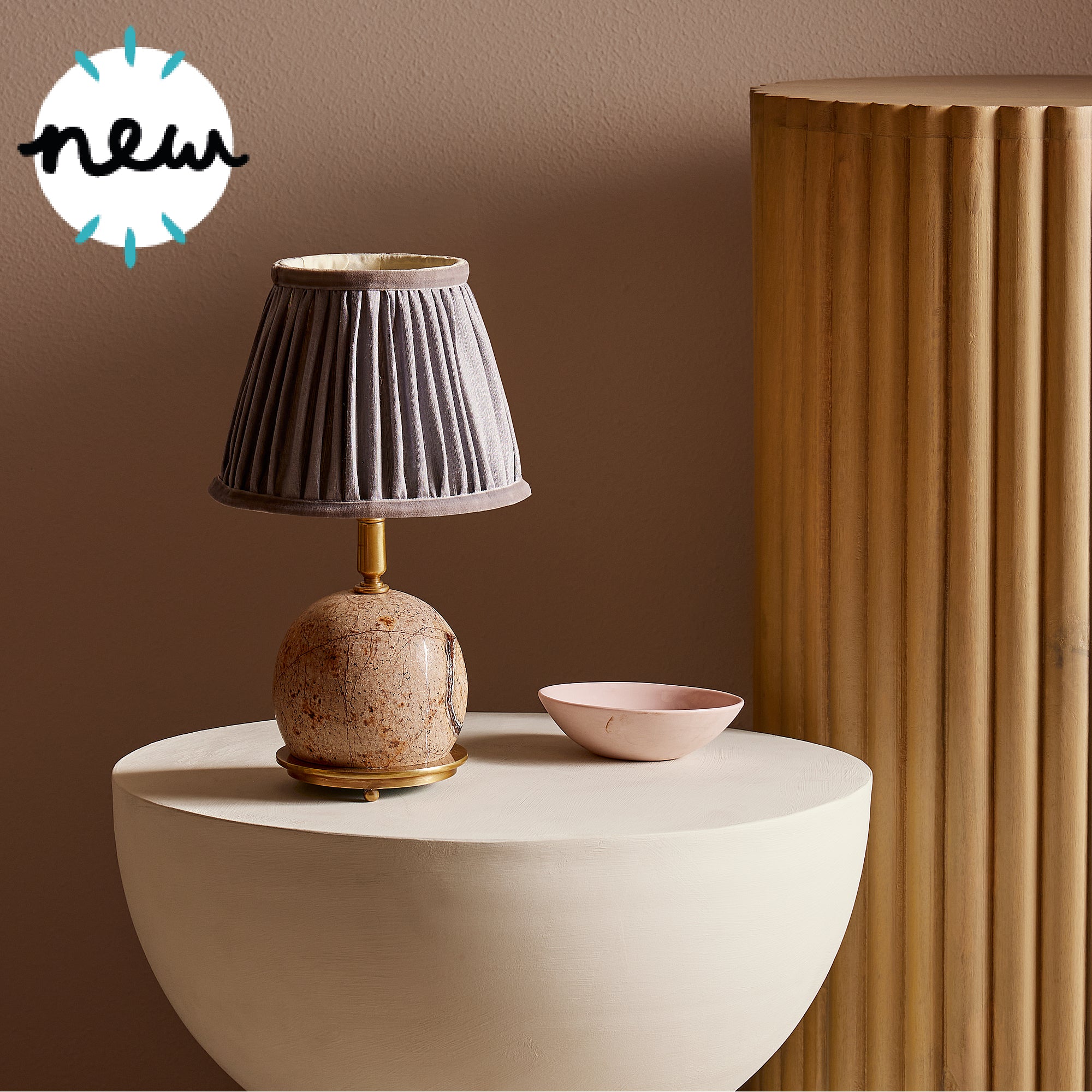 Single chukka rechargeable wall fitting in antique brass