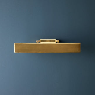 Regular Anselm picture light in antique brass