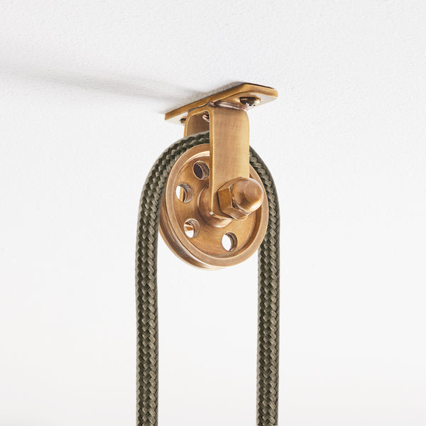 Equilibrium single rise and fall pendant set