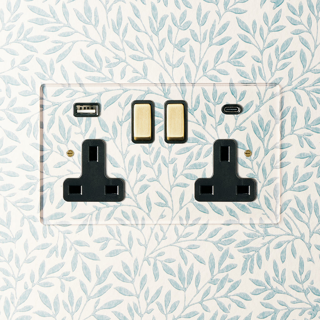 Lucian perspex double socket with USB type A & C in clear perspex with