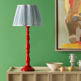 Poppy table lamp in red