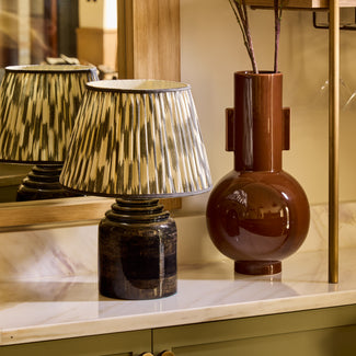 Hive rechargeable table lamp in brown gloss