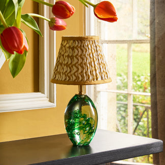 Pico Rechargeable table lamp with green swirls