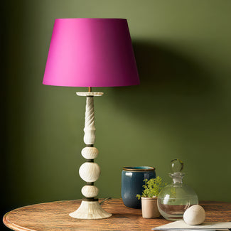 Regular Shiva table lamp in off white bone and ceramic