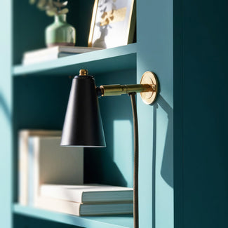 Nook wall light in black
