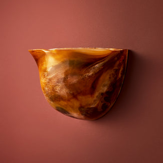 Toby wall light in tortoiseshell resin