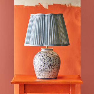 Polka table lamp in blue and white