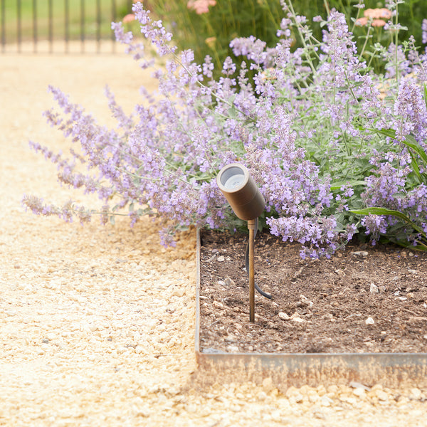 Spikey ip65 long body spike light in bronze