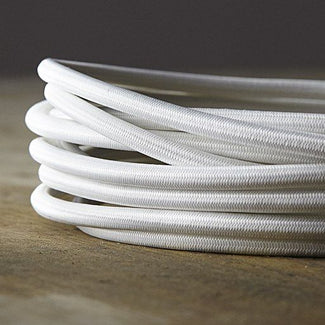 Three core silk braided round flex in white
