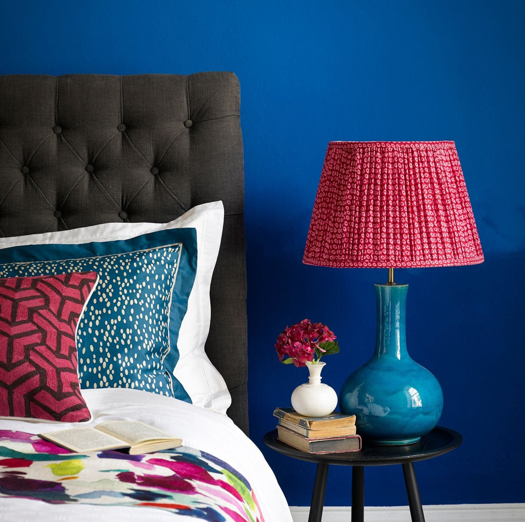 Nellie table lamp glaze
