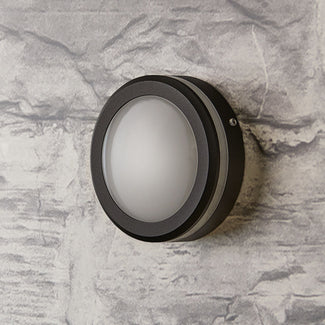 Bantham ip65 wall light with open face in storm