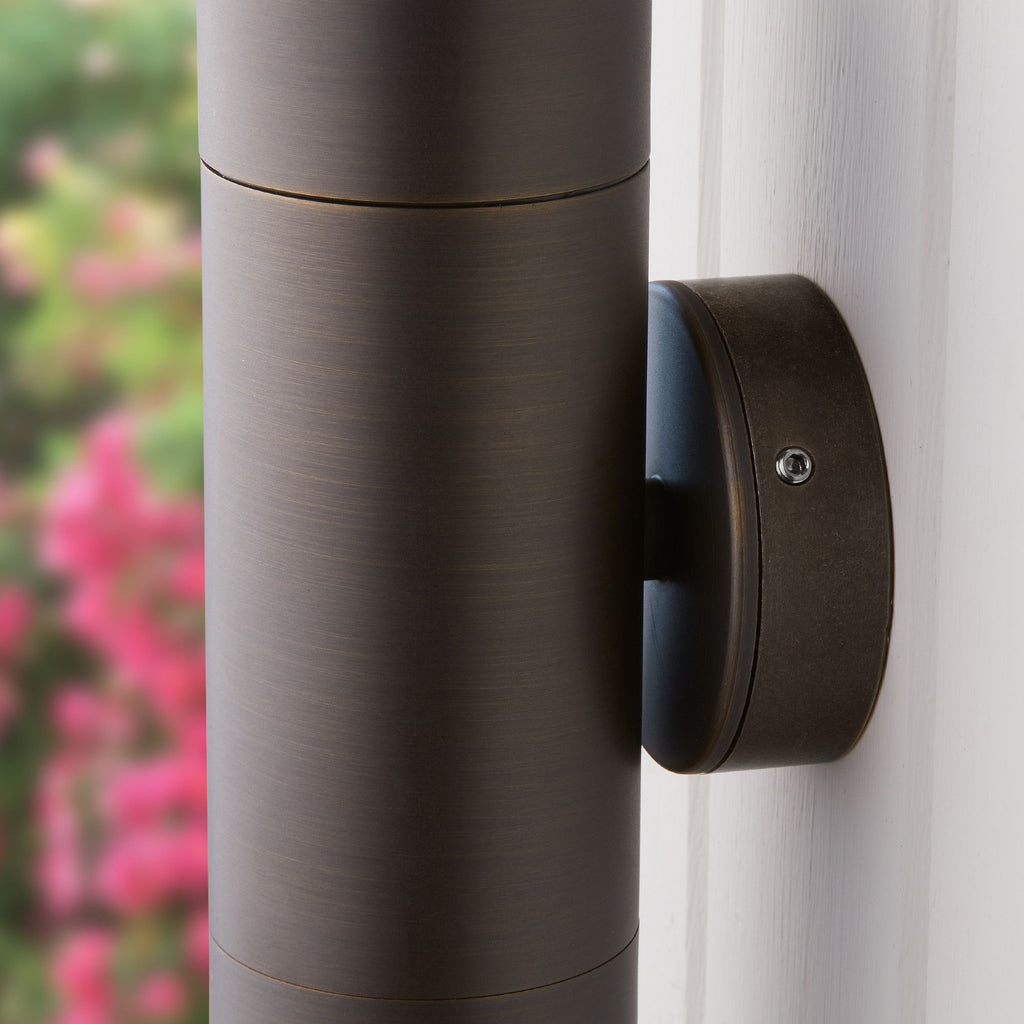 Portreath ip65 up and down pillar light in bronze